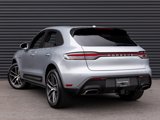 Used 2025 Porsche Macan image 3
