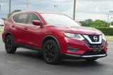 Used 2017 Nissan Rogue S image 3