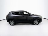 Used 2022 Jeep Compass Latitude image 4