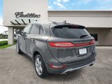 Used 2017 Lincoln MKC Premiere image 3