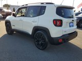 Used 2017 Jeep Renegade Altitude image 3