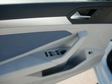 New 2025 Volkswagen Jetta SE image 4