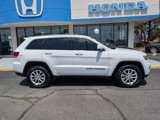 Used 2021 Jeep Grand Cherokee Laredo image 3