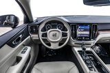 Used 2021 Volvo S60 T5 Momentum w/ Premium Package image 4