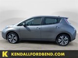 Used 2015 Nissan Leaf SV image 2