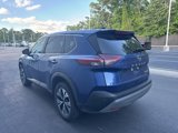 Used 2023 Nissan Rogue SV image 3