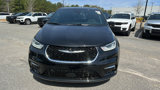 New 2025 Chrysler Pacifica Select image 3