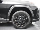 Used 2020 Toyota RAV4 LE image 5