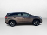 Used 2018 Toyota Highlander XLE image 4