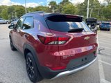 Used 2021 Chevrolet TrailBlazer LT w/ Convenience Package image 3