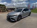 Used 2021 Toyota Camry SE image 2