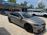 Used 2017 Chevrolet Malibu LT image 3