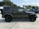 Used 2015 Jeep Wrangler Unlimited Sahara image 3