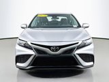 Used 2023 Toyota Camry SE image 2