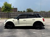 Used 2021 MINI Cooper 4-Door Hardtop image 5