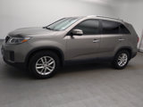 Used 2015 Kia Sorento LX image 2
