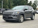 Used 2022 Jeep Compass Latitude image 2