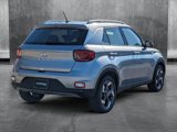 Used 2024 Hyundai Venue SEL image 2