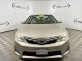 Used 2014 Toyota Camry LE image 2