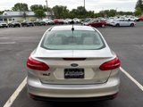 Used 2016 Ford Focus SE w/ Reverse Sensing Package image 4