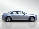 Used 2016 Chrysler 300 C image 3