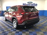 Used 2022 Toyota RAV4 LE image 2