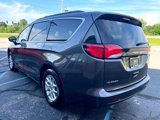 Used 2021 Chrysler Voyager Lxi image 3