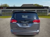 Used 2022 Chrysler Voyager LX image 4