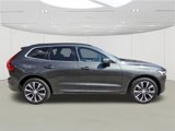 Used 2022 Volvo XC60 B5 Momentum w/ Climate Package image 4