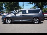 Used 2019 Chrysler Pacifica Touring-L Plus w/ Advanced Safetytec Group image 2