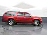 Used 2013 Chevrolet Suburban LTZ image 4