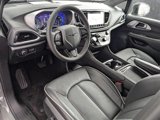 New 2025 Chrysler Pacifica Limited image 3