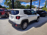 Used 2018 Jeep Renegade Latitude image 3