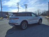 New 2025 Lincoln Corsair AWD w/ Equipment Group 101A image 3