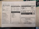 Used 2022 Hyundai Santa Fe SEL w/ Convenience + Premium Package image 5
