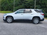 Used 2022 Chevrolet Traverse LS image 2