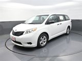 Used 2017 Toyota Sienna L image 3