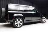 Used 2023 Land Rover Defender 110 X-Dynamic SE image 4