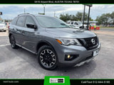 Used 2020 Nissan Pathfinder SL image 2