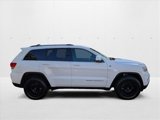 Used 2016 Jeep Grand Cherokee Laredo w/ Quick Order Package 23E image 4
