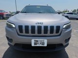 Used 2019 Jeep Cherokee Latitude w/ Cold Weather Group image 2