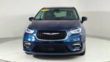 Used 2023 Chrysler Pacifica Touring-L image 2
