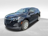Used 2023 Chevrolet Equinox LS w/ LS Convenience Package image 3