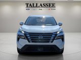 Used 2024 Nissan Rogue SV image 2