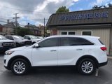 Used 2017 Kia Sorento LX image 2