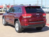 Used 2017 Jeep Grand Cherokee Laredo w/ Quick Order Package 2BE image 5