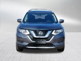 Used 2018 Nissan Rogue SV image 2
