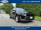 Used 2023 Kia Soul LX w/ LX Technology Package image 4