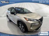 Used 2021 Nissan Rogue Platinum image 2