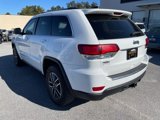 Used 2020 Jeep Grand Cherokee Limited w/ Luxury Group II image 4
